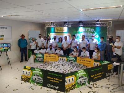 CONFIRA o ganhador da camionete Ford Ranger 0 km da promoÃ§Ã£o Sorte Premiada da Sicredi Grandes Lagos PR/SP